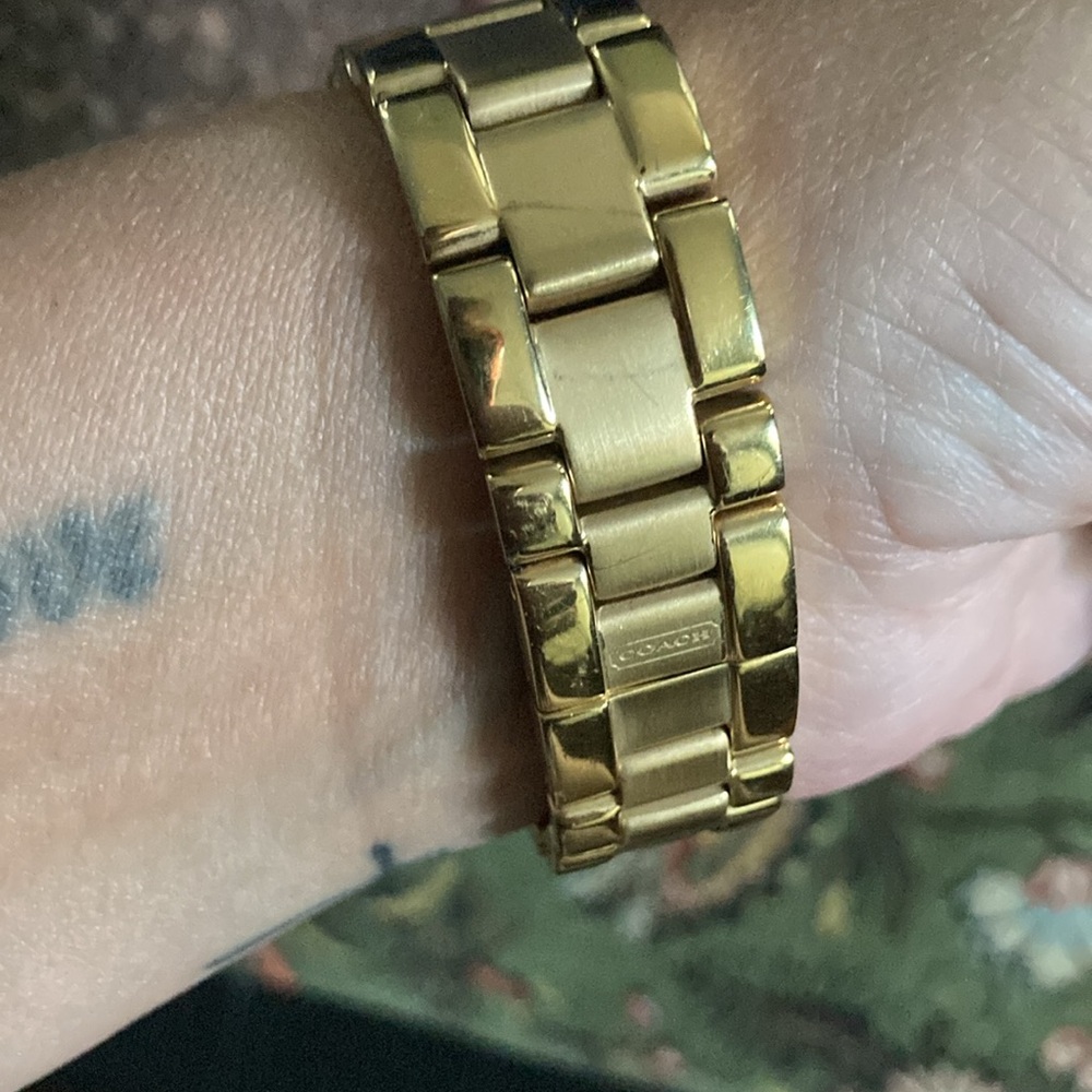 Coach Gold Watch - Picture 10 of 11